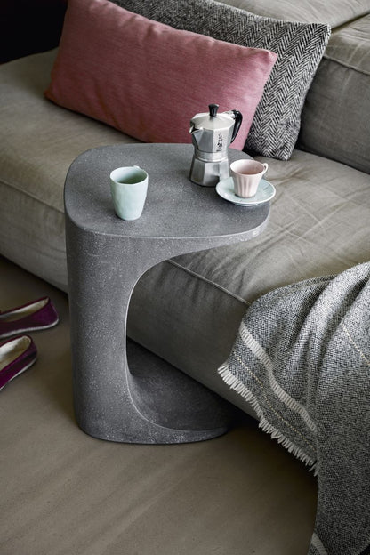 Wave Side table Concrete Furniture